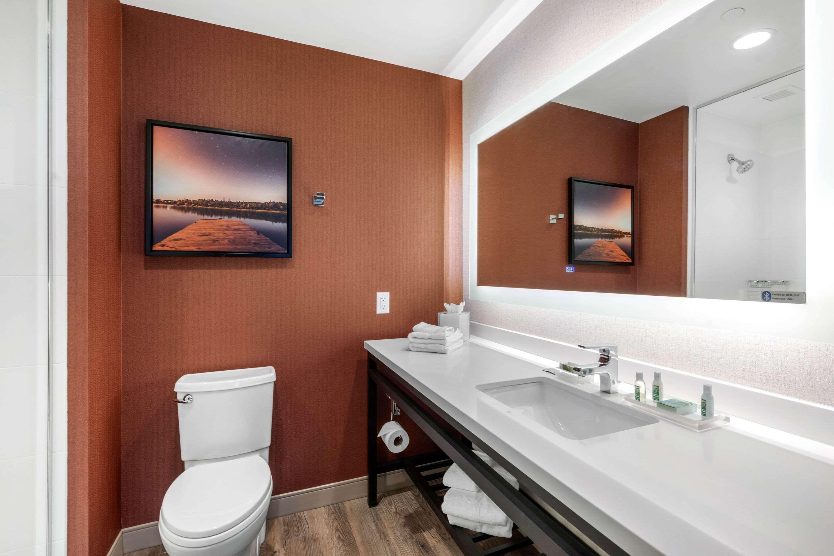 Cambria Downtown Hotel 3*