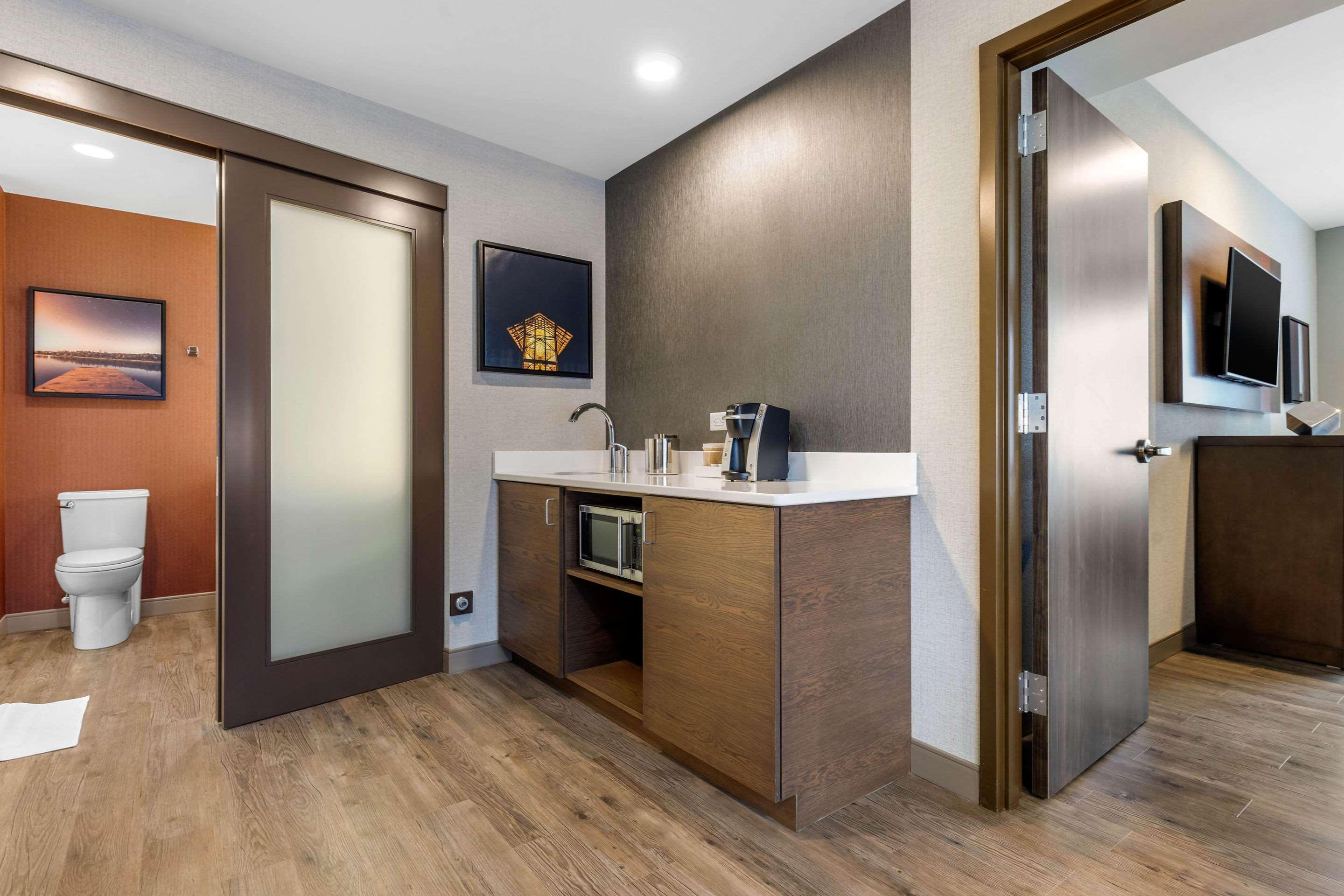 Hotel Cambria Downtown Omaha